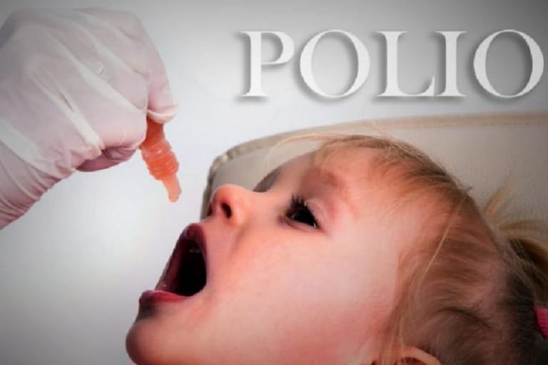 Imunisasi polio-Sub Pekan Imunisasi Nasional (PIN) Polio digelar dengan menyasar jutaan anak. (Foto: Kemenkes)