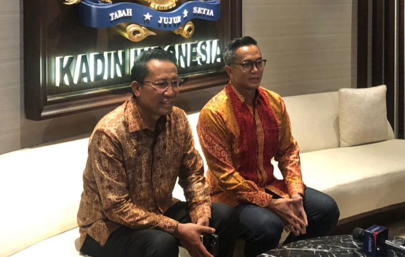 Menteri Menkumham Supratman Andi Agtas dan Ketua Umum Kadin Indonesia, Anindya N Bakrie saat jumpa pers di Menara Kadin. (Foto: Istimewa)