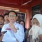 Guru Sekolah Dasar Negeri di Kecamatan Baito, Kabupaten Konawe Selatan, Provinsi Sulawesi Tenggara, Supriyani, kini dapat berkumpul kembali dengan keluarganya setelah Kejaksaan Negeri (Kejari) Konawe Selatan mengajukan penangguhan penahanan. (Foto: Istimewa)