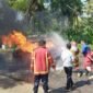 Sopir mobil yang terbakar di depan SPBU Pitulua, Kecamatan Lasusua, Kolaka Utara (Kolut). (Foto: Istimewa)