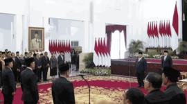 Presiden Prabowo melantik sejumlah utusan khusus dan kepala badan baru di Istana Merdeka, Jakarta, 22 Oktober 2024. (Foto: Tangkapan Layar)