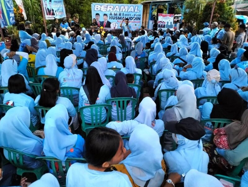 Pasangan calon nomor urut satu, H. Amri dan H. Husmaluddin (BERAMAL), bakal membeli 12 unit ambulans gratis jika terpilih sebagai Bupati dan Wakil Bupati Kolaka. (Foto: Istimewa)