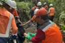 PT Ceria Nugraha Indotama (Ceria) menggelar aksi bersih sungai di Desa Samaenre, Kecamatan Wolo, Kabupaten Kolaka, Sulawesi Tenggara, pada Minggu (15/12/2024). (Foto: Istimewa)